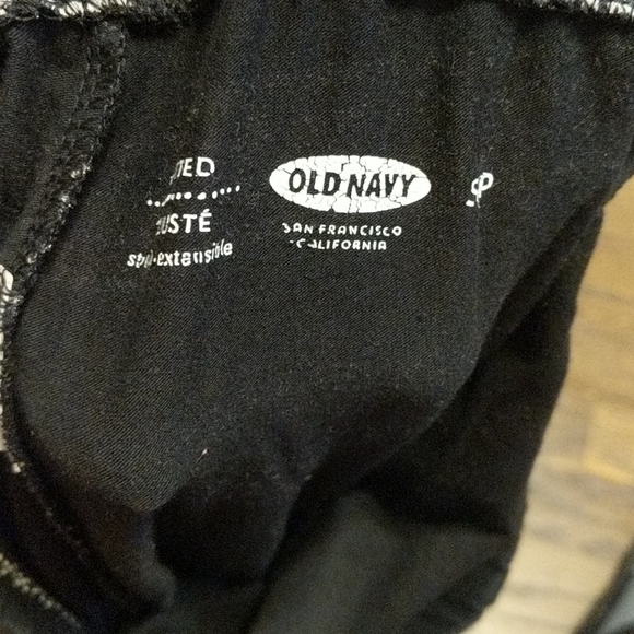 Three Set Old Navy Leggings Bundle - Picture 7 of 7